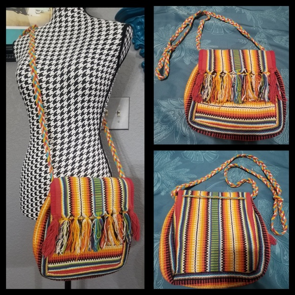 Ecote Handbags - Beautiful Serape Design Crossbody Bag